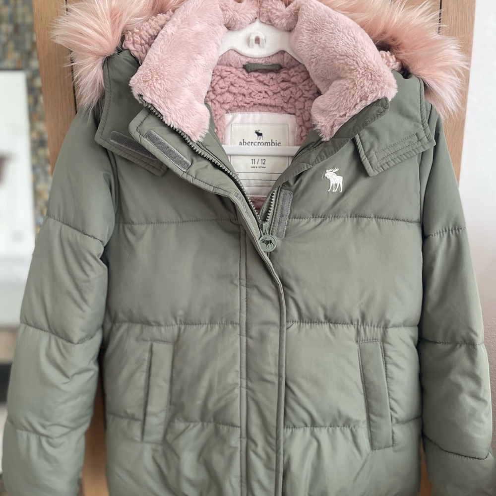 Abercrombie & Fitch Green and Pink Puffer Jacket
